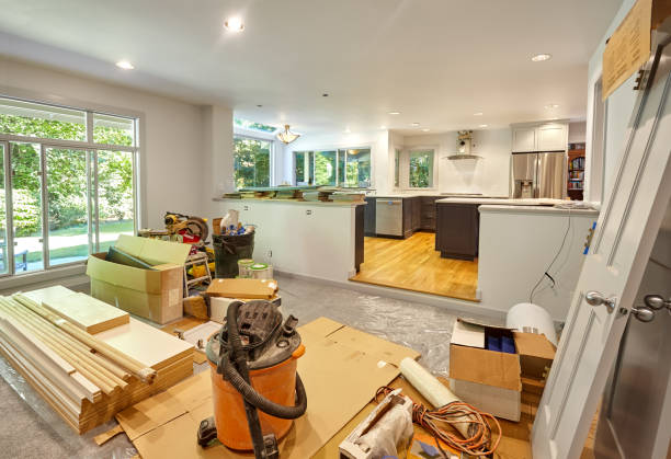 Professional Cabinet Refacing technician working in Windermere, FL